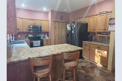 2327 Lake Avenue, New Ulm, MN 56073 - Photo 3