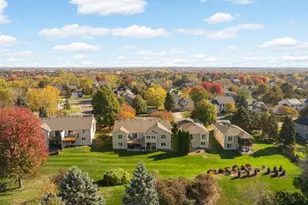 808 Winterberry Dr, Woodbury, MN 55125 - Photo 1