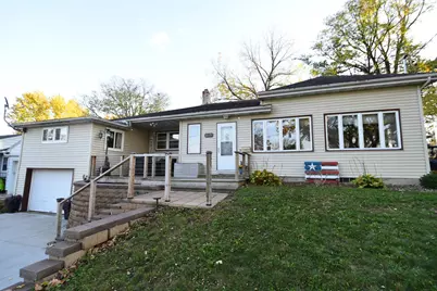207 E 6th Street, Zumbrota, MN 55992 - Photo 3