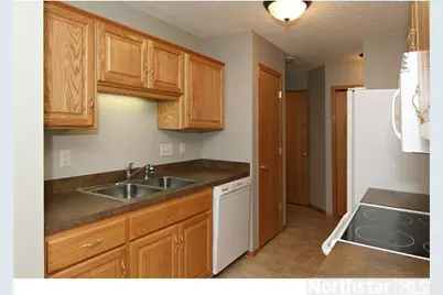 15413 Radium Street NW, Ramsey, MN 55303 - Photo 3