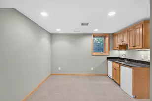 242 5th Ave N, Hopkins, MN 55343 - Photo 45