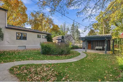 377 Woodlawn Avenue, Saint Paul, MN 55105 - Photo 25