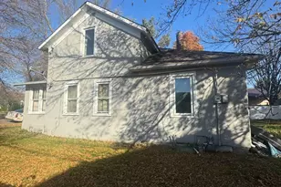 22 Hickory St N, Lester Prairie, MN 55354 - Photo 3