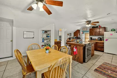 323 W Broadway Street, Winona, MN 55987 - Photo 7