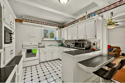 323 W Broadway Street, Winona, MN 55987 - Photo 21