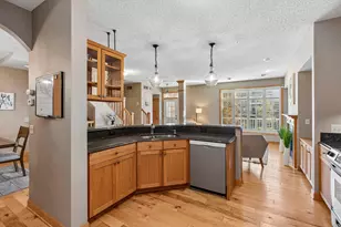 6715 Flycatcher Ln, Apple Valley, MN 55124 - Photo 15
