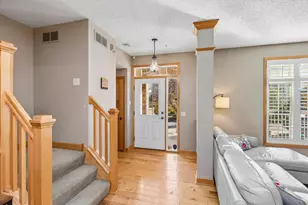 6715 Flycatcher Ln, Apple Valley, MN 55124 - Photo 7