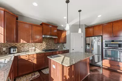 15930 Elmwood Way, Apple Valley, MN 55124 - Photo 11