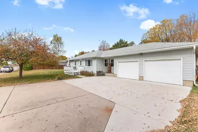 236 Knollwood Street W, Annandale, MN 55302 - Photo 3