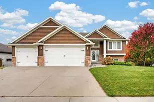 2403 Tee Time Rd SE, Rochester, MN 55904 - Photo 1