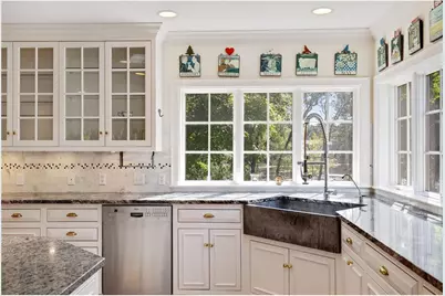 17960 Shavers Lane, Wayzata, MN 55391 - Photo 9