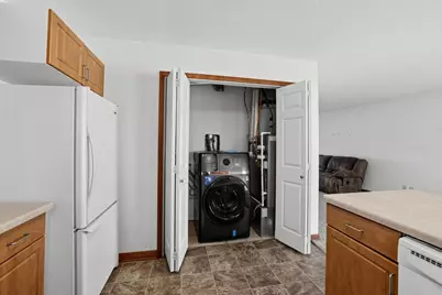 1824 Haralson Court, Saint Peter, MN 56082 - Photo 21
