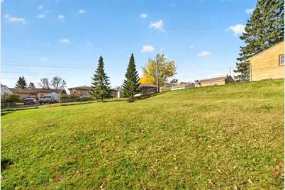 201 Virginia Avenue W, Gilbert, MN 55741 - Photo 33