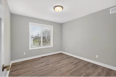 2768 Clover Ridge Drive, Chaska, MN 55318 - Photo 25