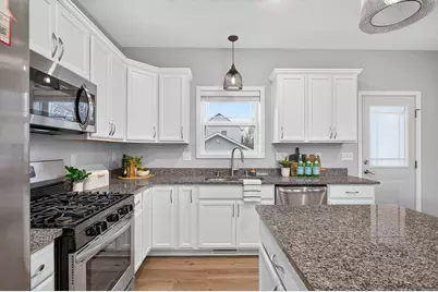 2768 Clover Ridge Drive, Chaska, MN 55318 - Photo 13