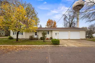 900 1st Ave N, Lester Prairie, MN 55354 - Photo 1