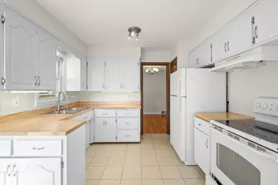 4126 Cleveland Street NE, Columbia Heights, MN 55421 - Photo 9