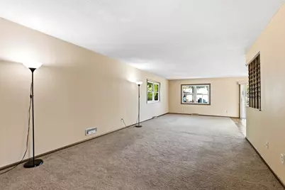 10857 Hollywood Boulevard NW, Coon Rapids, MN 55433 - Photo 5
