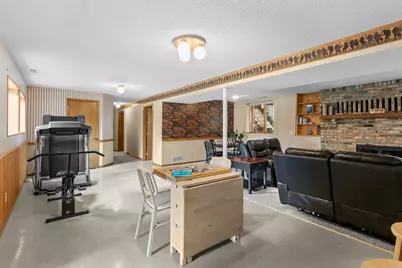 555 S Oak Drive, Vadnais Heights, MN 55127 - Photo 37