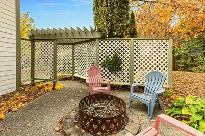 555 S Oak Drive, Vadnais Heights, MN 55127 - Photo 7