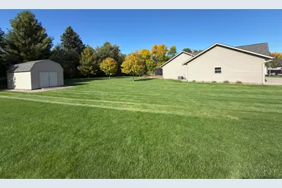 609 Augustana Lane, Albany, MN 56307 - Photo 7