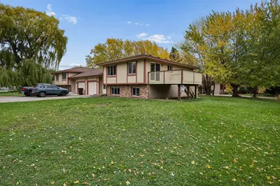 1460 Meadow Lane, Maple Plain, MN 55359 - Photo 5