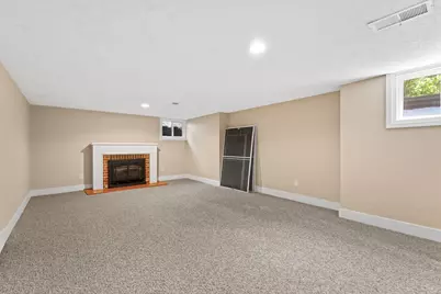 827 10 1/2 Street SW, Rochester, MN 55902 - Photo 27