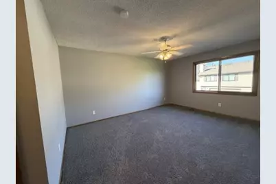 8422 Toledo Avenue N, Brooklyn Park, MN 55443 - Photo 17