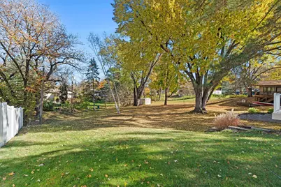 2500 Hayes Court, Burnsville, MN 55337 - Photo 27