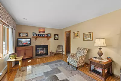 2500 Hayes Court, Burnsville, MN 55337 - Photo 3