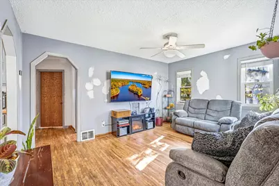 5744 Bryant Avenue N, Brooklyn Center, MN 55430 - Photo 7