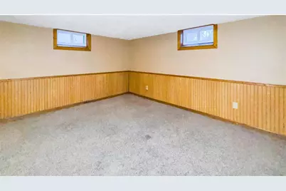 1017 S 4th Avenue, Albert Lea, MN 56007 - Photo 15