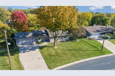 9621 Upton Road, Bloomington, MN 55431 - Photo 45