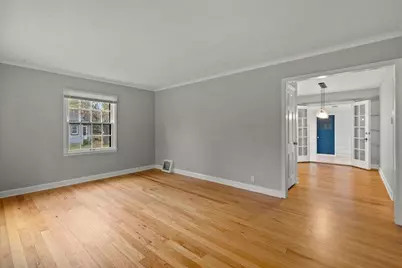 2942 Zenith Avenue N, Robbinsdale, MN 55422 - Photo 3