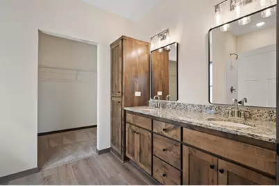 2890 Eastview Court, Anoka, MN 55303 - Photo 9