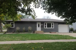 503 N Oakley St, Luverne, MN 56156 - Photo 1
