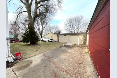 839 Clement Street, Worthington, MN 56187 - Photo 3