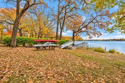 162 Lakeview Road E, Chanhassen, MN 55317 - Photo 43