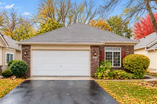 162 Lakeview Rd E, Chanhassen, MN 55317 - Photo 1
