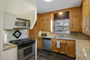 306 Barry Ave N, Wayzata, MN 55391 - Photo 15