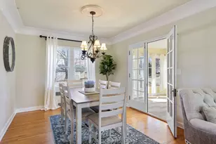 306 Barry Ave N, Wayzata, MN 55391 - Photo 9