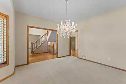 17707 Kingsbury Circle, Lakeville, MN 55044 - Photo 9