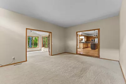 17707 Kingsbury Circle, Lakeville, MN 55044 - Photo 11