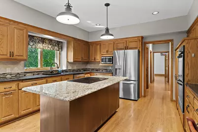 17707 Kingsbury Circle, Lakeville, MN 55044 - Photo 5