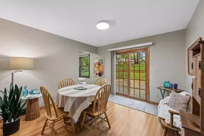 9924 Little Circle, Bloomington, MN 55437 - Photo 9