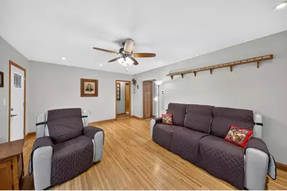 750 W 4th Street, Zumbrota, MN 55992 - Photo 5
