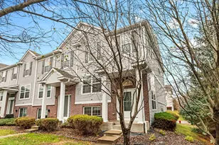 911 Ledgestone Dr, Mahtomedi, MN 55115 - Photo 1