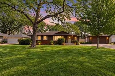 8209 Knox Avenue S, Bloomington, MN 55431 - Photo 1