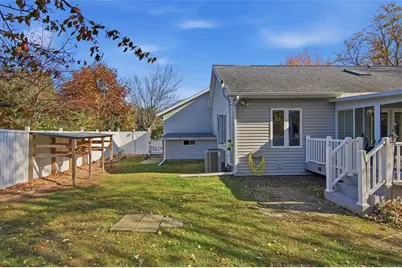 1432 Perry Street, Chippewa Falls, WI 54729 - Photo 35