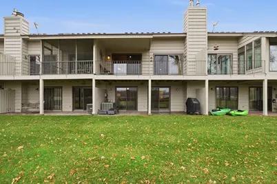 1289 Black Oaks Court N, Plymouth, MN 55447 - Photo 7